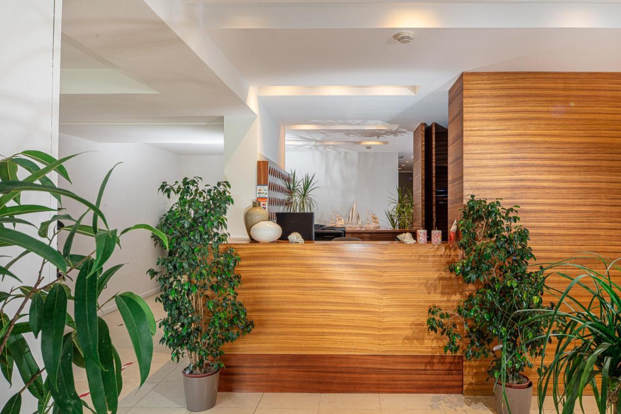 Hotel Martini Lignano Sabbiadoro Ngoại thất bức ảnh