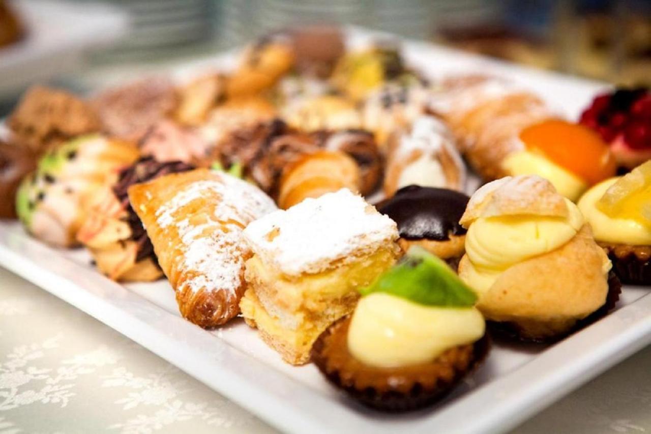 Hotel Martini Lignano Sabbiadoro Ngoại thất bức ảnh
